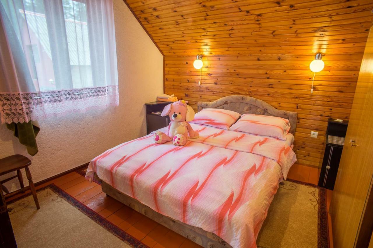 Lara Rooms Žabljak Exterior foto