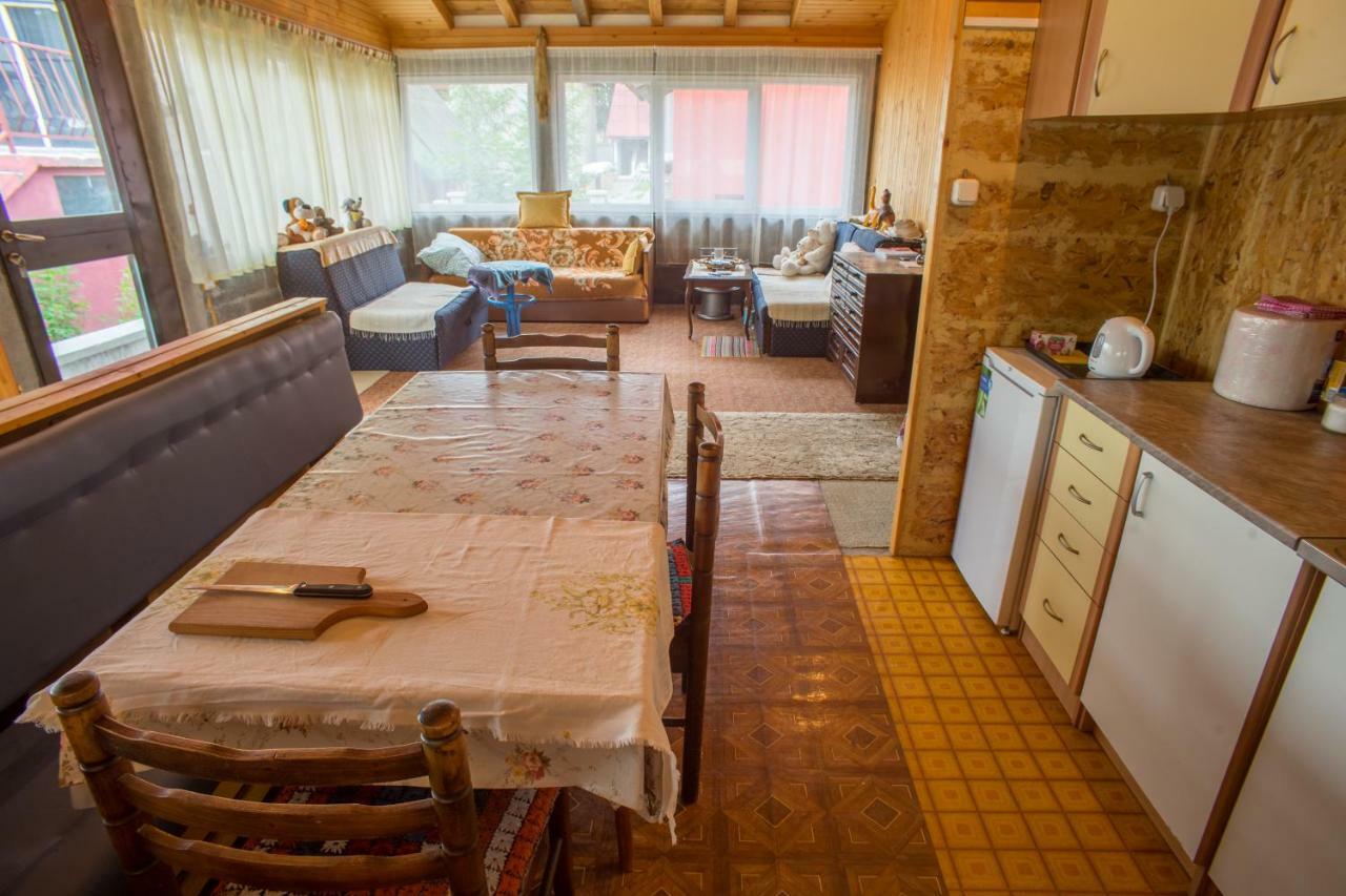 Lara Rooms Žabljak Exterior foto